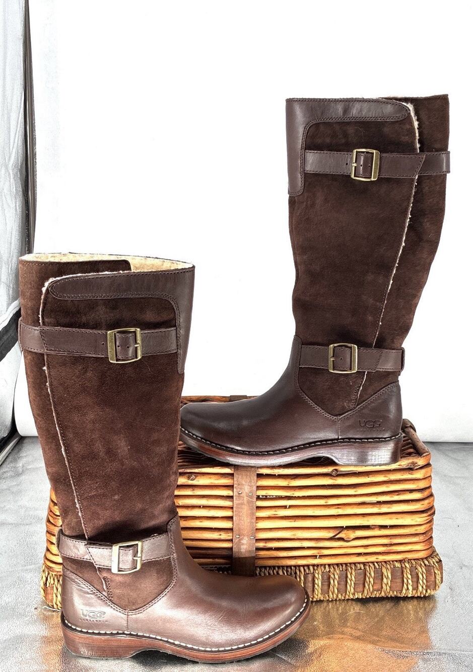 UGG Australia Dunwich 5187 Boots Wmns 7 Brn Leather Suede Shearling Lined